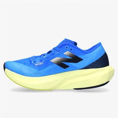 Zapatillas New BalanceFuel Cell Rebel V4 Mujer